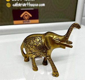 Metal elephant